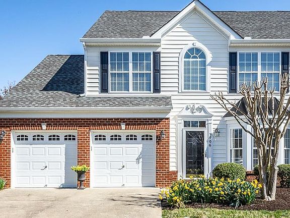 2nd image of 5906 Gate House Dr