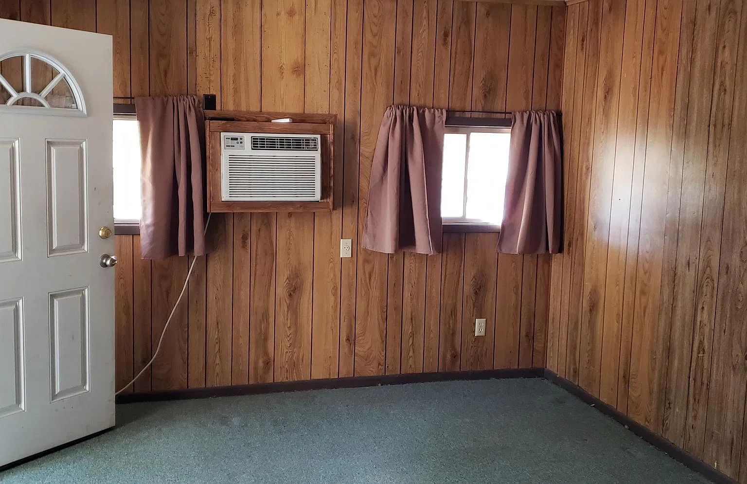 Studio, 450 sqft, $800 — Photo 2