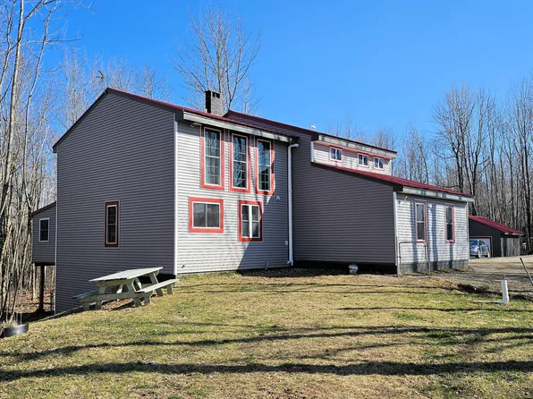 657 Mount Ephraim Road, Searsport, ME 04974