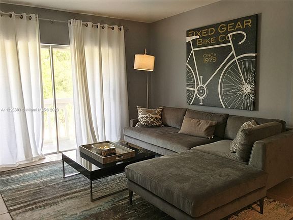 3rd image of 100 Edgewater Dr APT 309