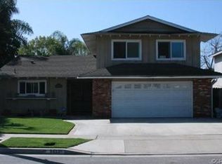 9452 Greenwich Dr, Huntington Beach, CA 92646