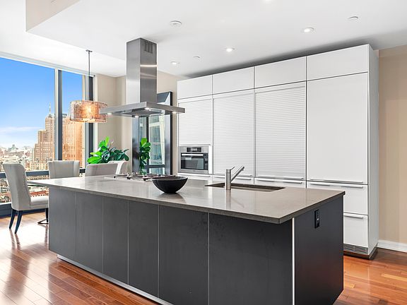 3rd image of 101 Warren St APT 1930
