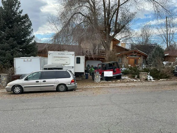 695 Aspen Ave, Rifle, CO 81650