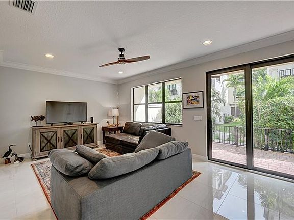 4th image of 620 Windward Cir #620