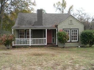 432 Pine St, Timpson, TX 75975