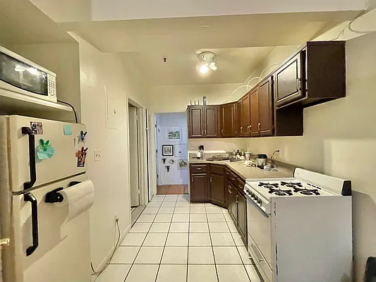 Rented by Oxford Property Group | media 4