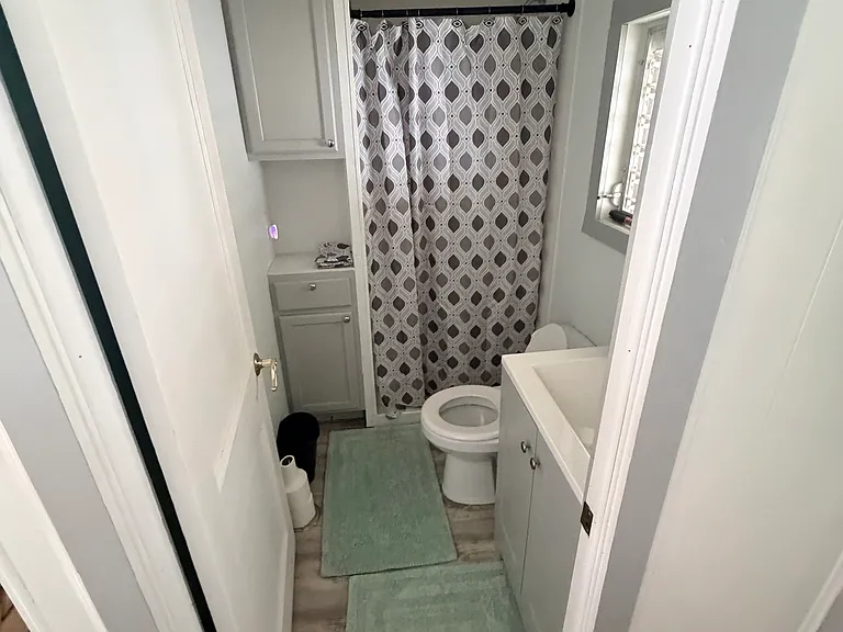 4836 Cottage St — Photo 14