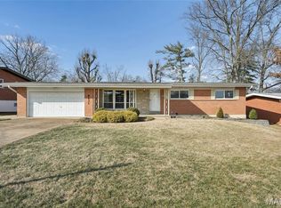 9233 Queenston Dr, Saint Louis, MO