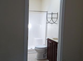 3 N Brook St, Hampton, CT 06247