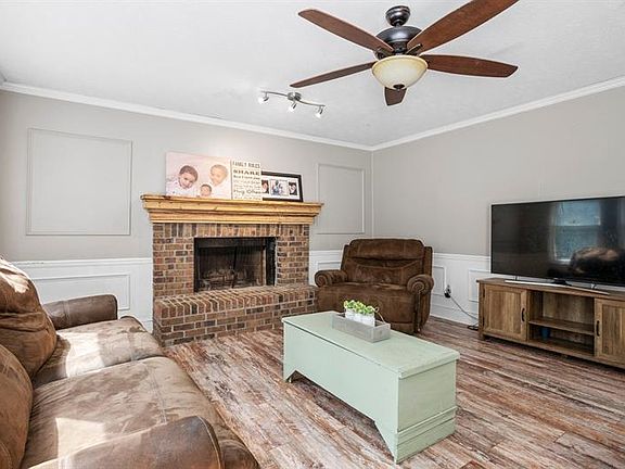 5th image of 8617 Wood Springs Ct