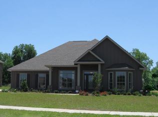 120 Whispering Way, Freeport, FL 32439