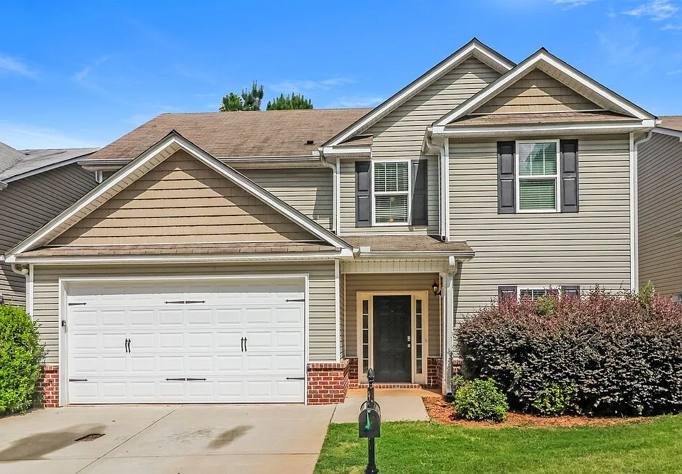 66 Crescent Woode Way
