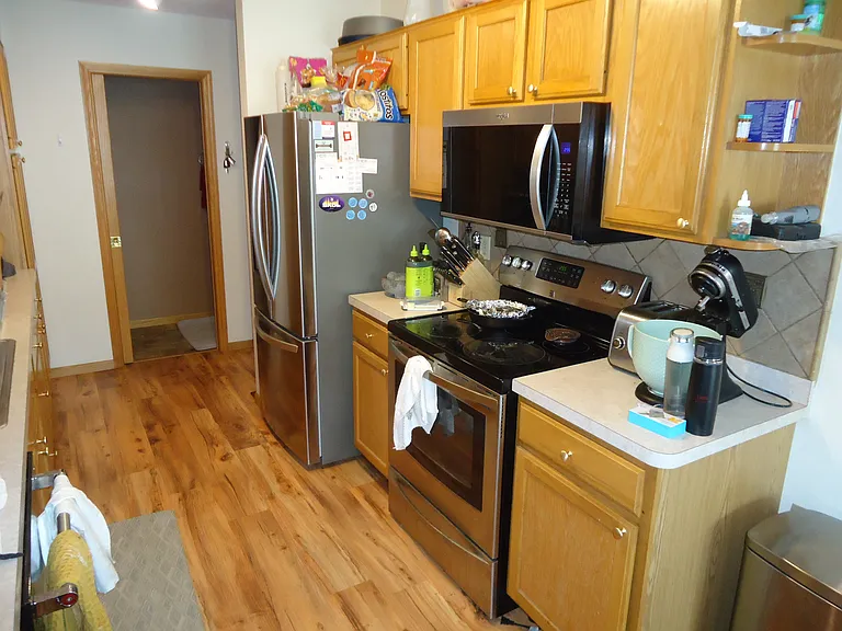1650 Wellington Ln — Photo 7