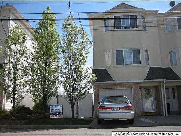 1st image of 56 Ambassador Ln