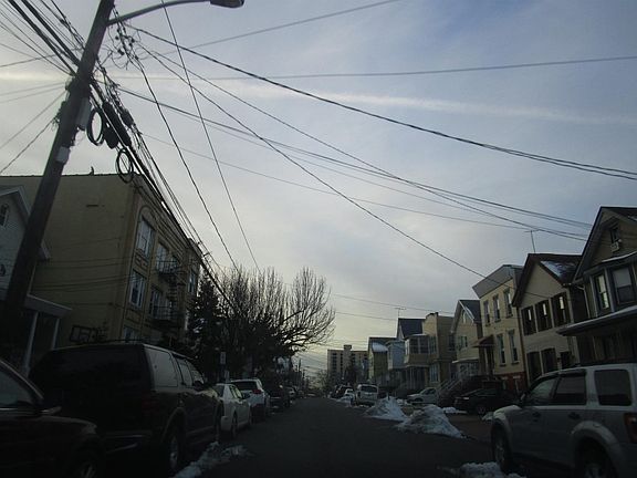 4th image of 19 Astor Pl