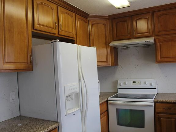 3rd image of 1044 Owsley Ave