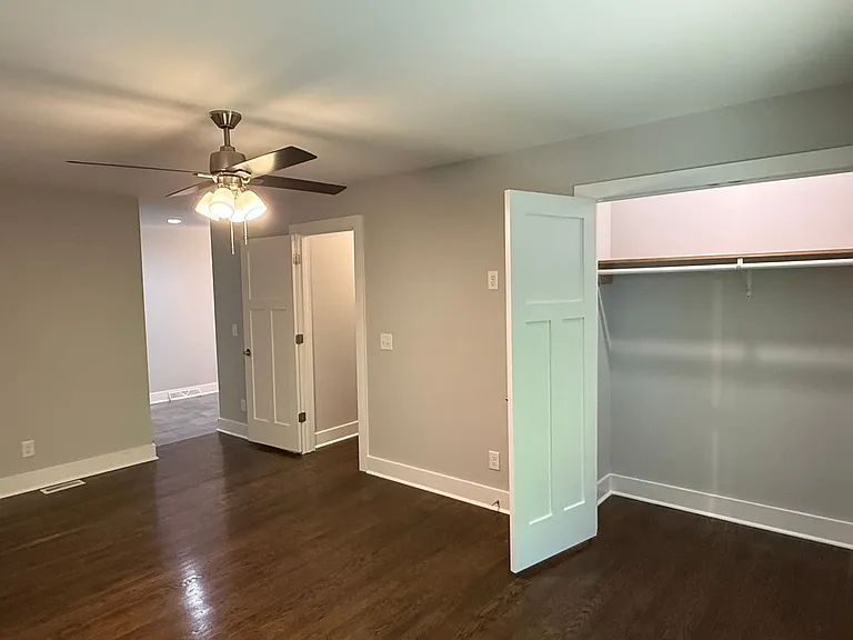 200 Sherwood Dr — Photo 8