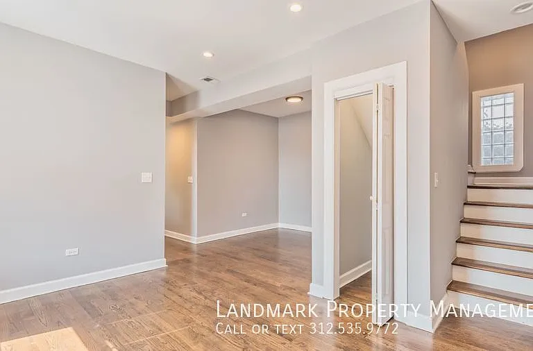 2353 W 18th Pl #3R — Photo 6