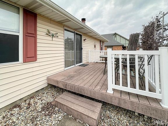 5th image of 2812 Congress Dr