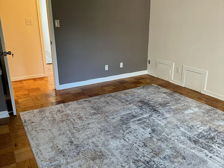 5944 Westchester Park Dr — Photo 8