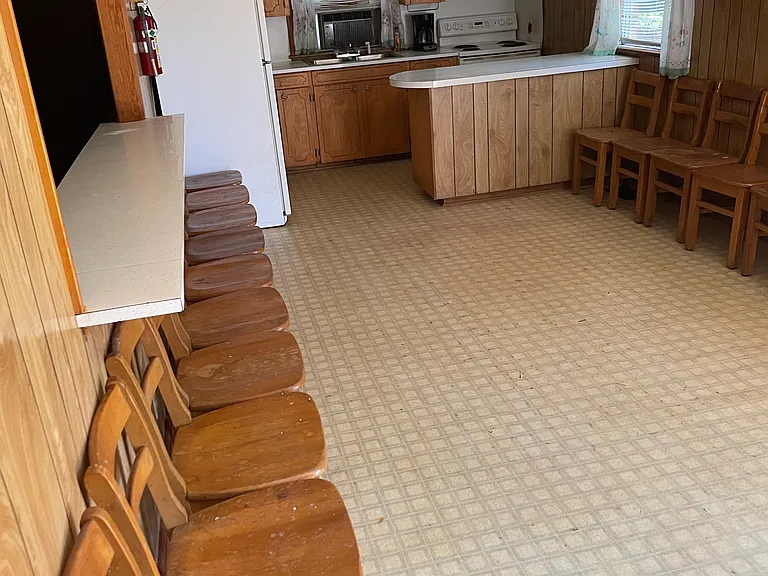1205 Masonic Dr — Photo 8