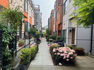 3834 California Ave SW #B, Seattle, WA 98116