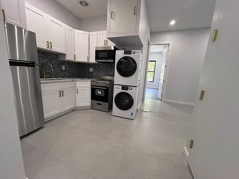 3052 Fulton St #A2 — Photo 1