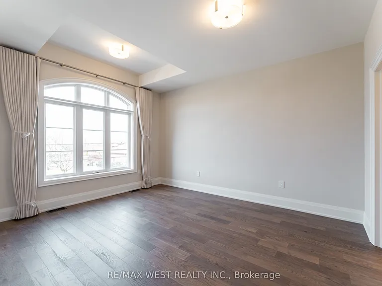 119 Jay St — Photo 24