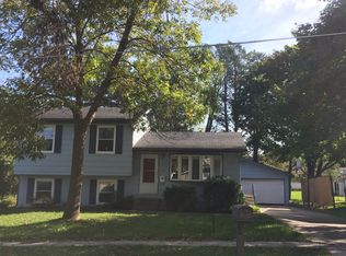 2233 Casper Ave, Waterloo, IA 50701