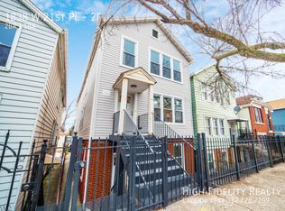1838 W 21st Pl #2F, Chicago, IL 60608