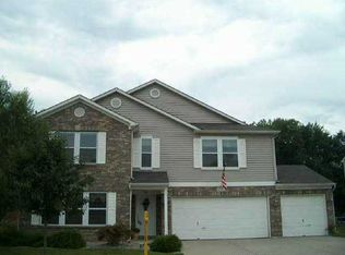 9041 Harrison Run Dr, Indianapolis, IN 46256