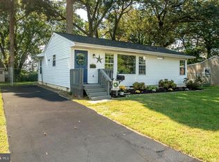 127 Saint John Dr, Wilmington, DE 19808