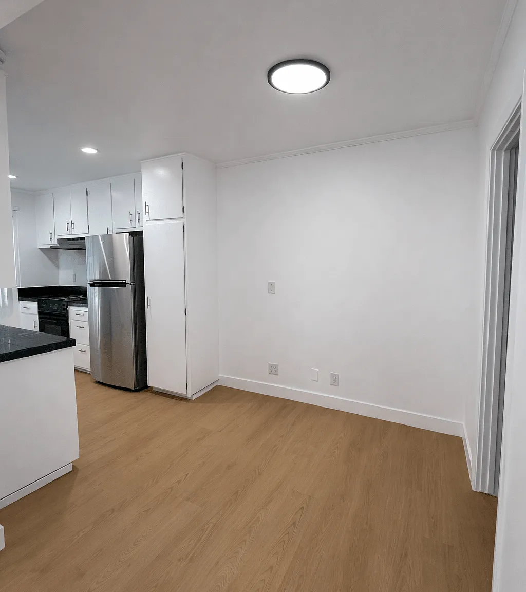 442 Newport Ave. — Photo 2