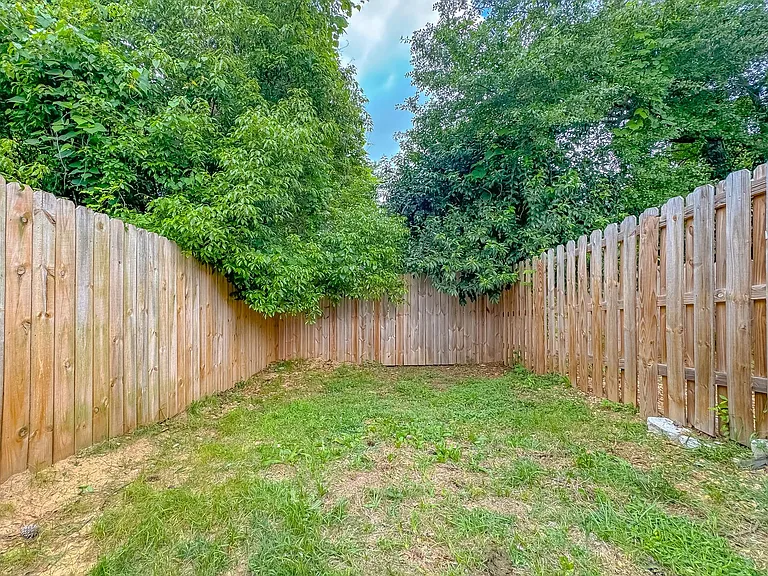 934 S Lipona Rd — Photo 35