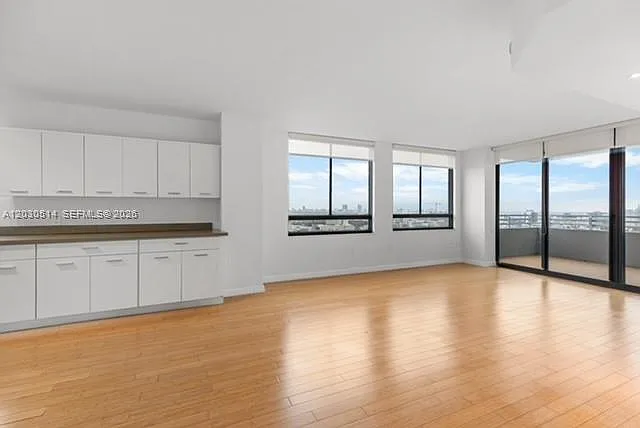 1330 West Ave #2207 — Photo 2