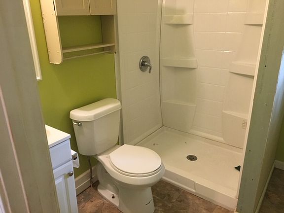 3rd image of 153 Melinda Way SE