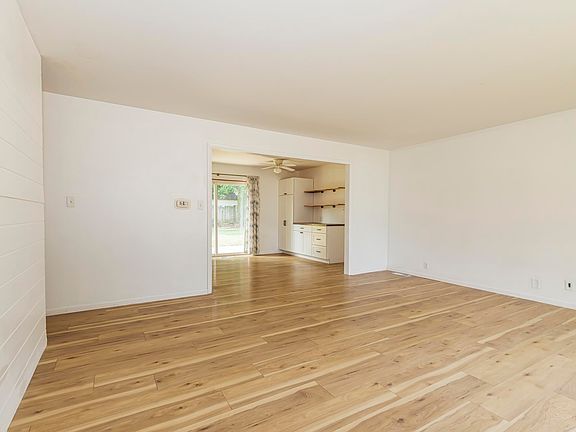 5th image of 1709 W Glenn Ellyn Dr