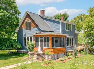 300 W F St, Iron Mountain, MI 49801