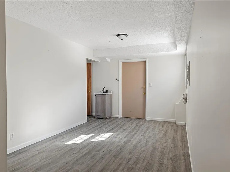 111 S Elder Ln #3 — Photo 1