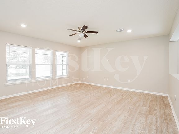 3rd image of 3172 Angora Bay Dr