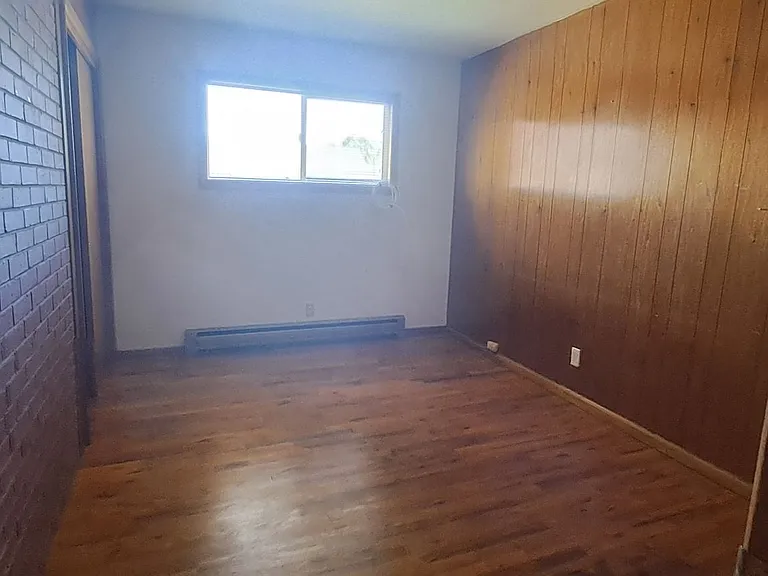 2037 Main St — Photo 13