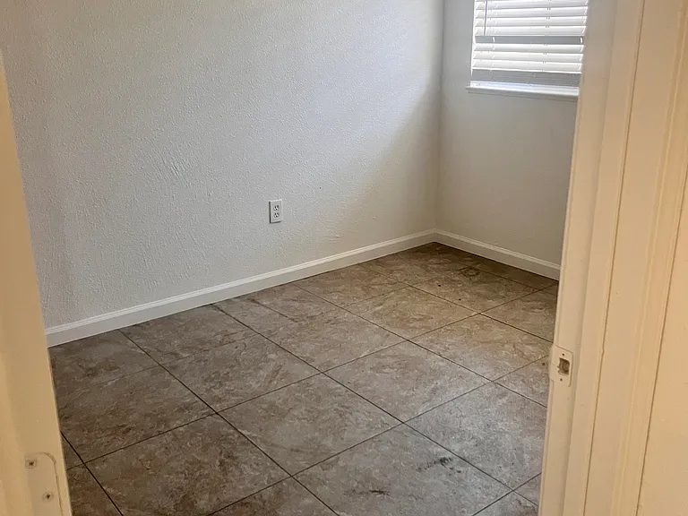 4796 E Holland Ave #7 — Photo 11