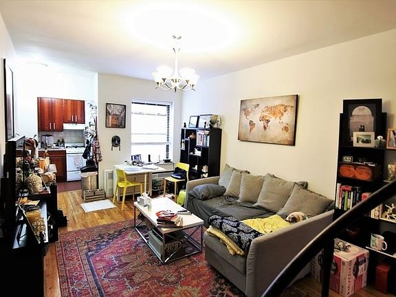 5th image of 303 W 92nd St APT 5B
