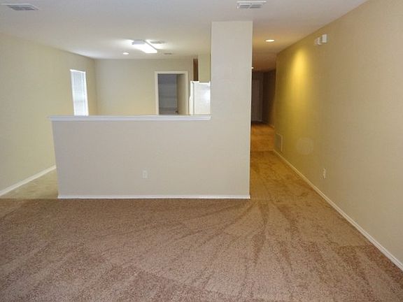 5th image of 1120 Boxwood Dr