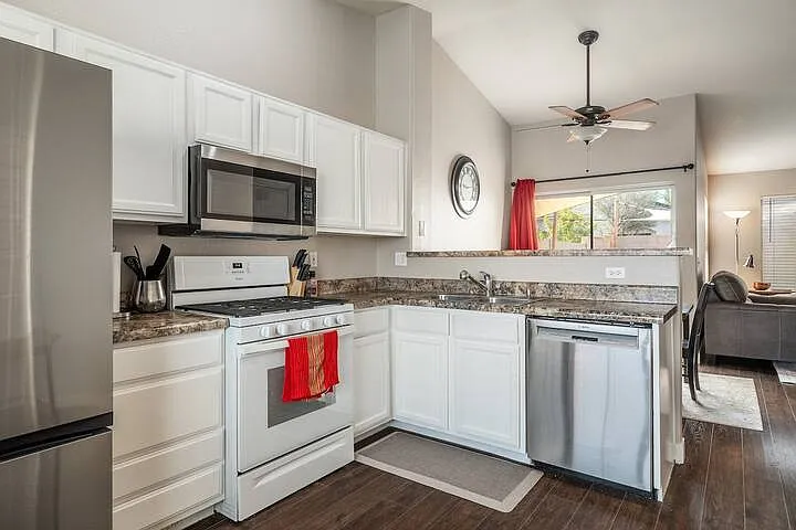 9983 W Monterosa Ave — Photo 5
