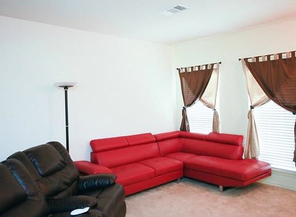 3rd image of 1614 Kemah Dr