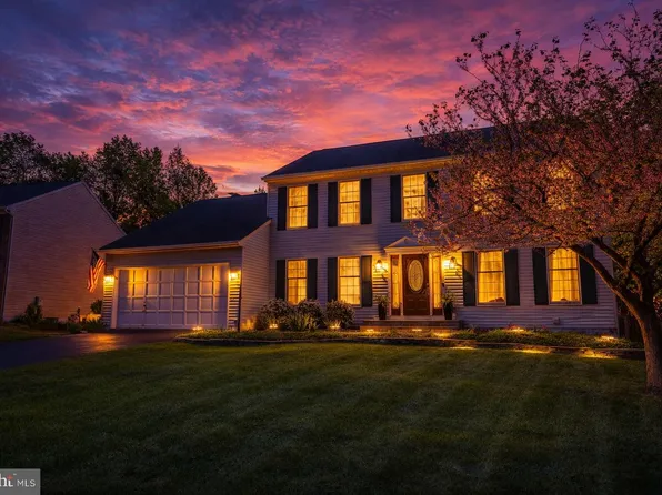 16087 Olmstead Ln, Woodbridge, VA 22191