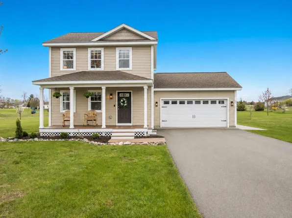 338 Kratky Dr, Traverse City, MI 49696