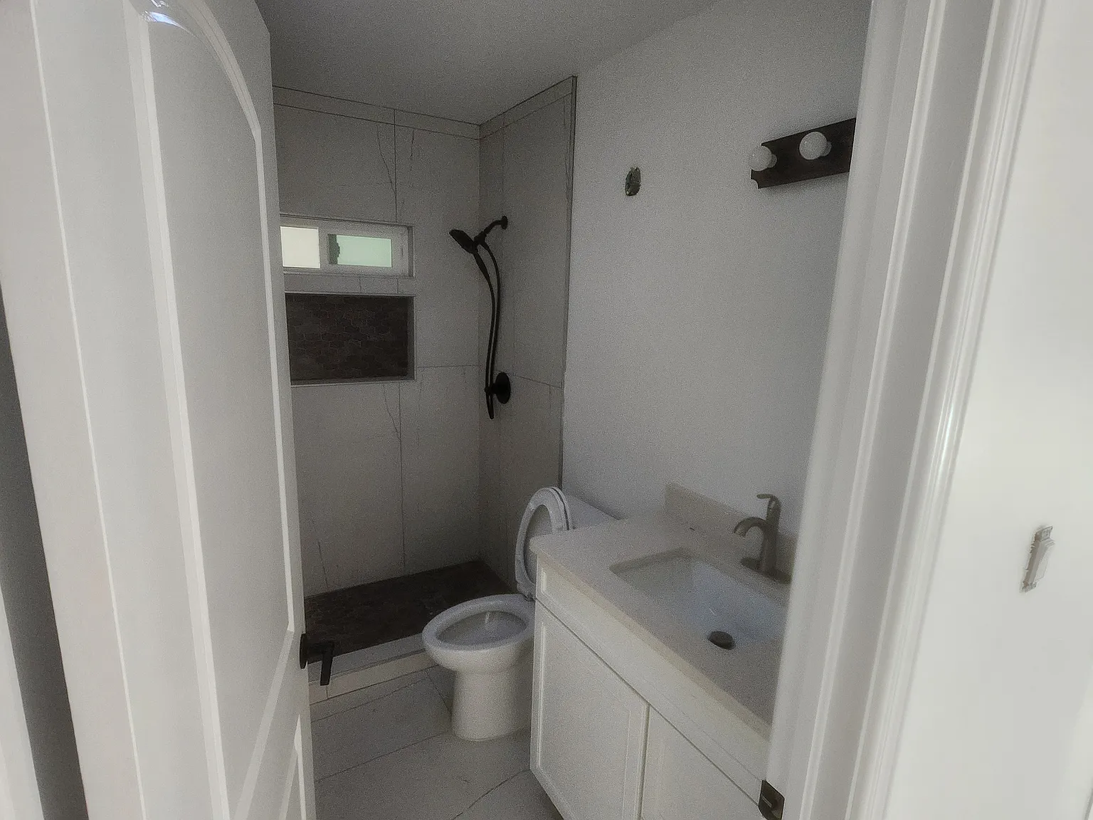 777 Parker Rd — Photo 4
