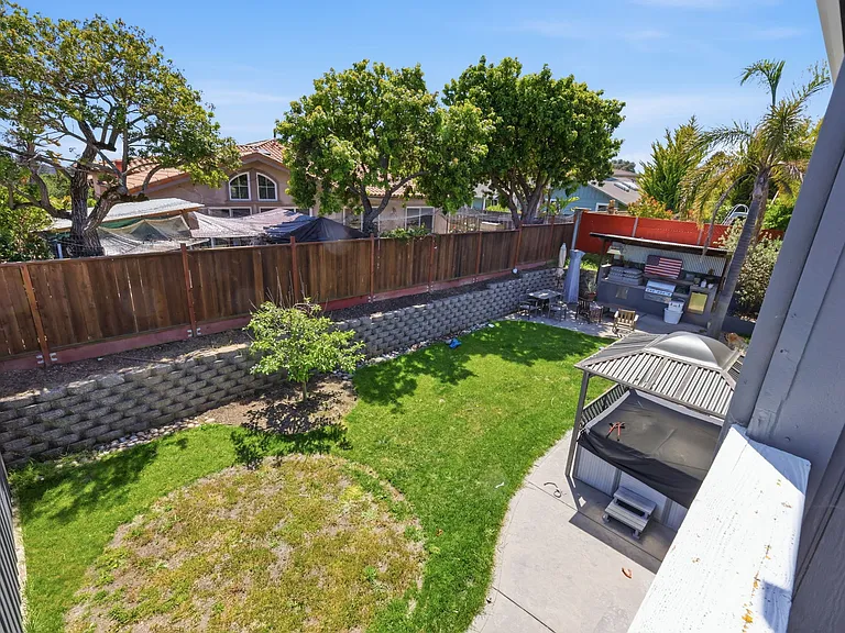 1341 High St — Photo 17